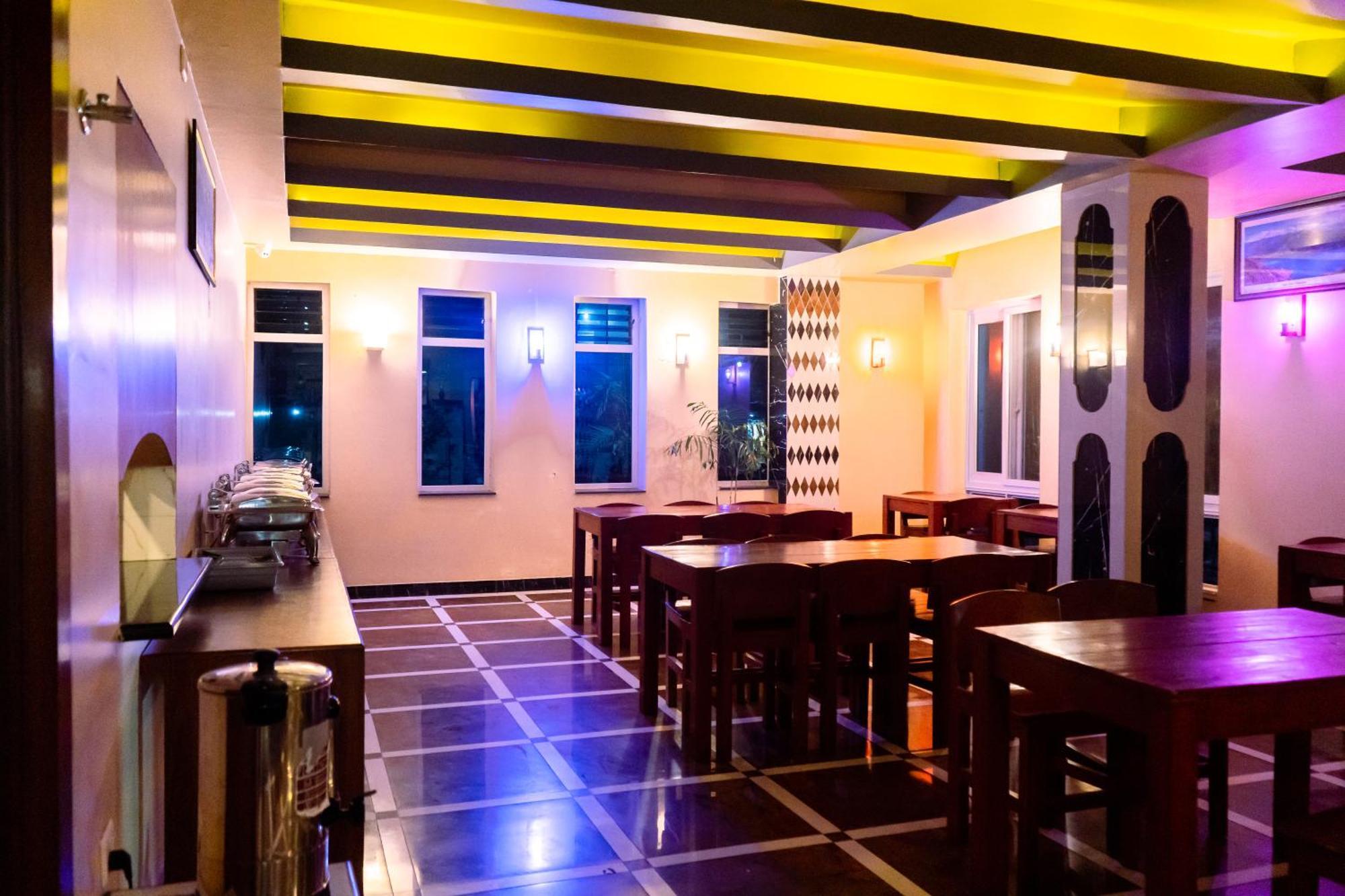פוקהרה Hotel Glory Garden מראה חיצוני תמונה